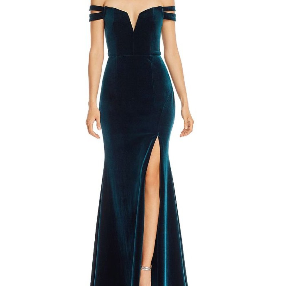 XSCAPE - Velvet Evening Gown